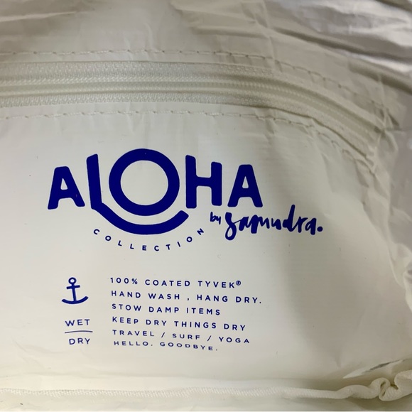 Aloha Collection Mini Hip Bag in Pape'ete / Beach Fannypack - NWT - Picture 7 of 12